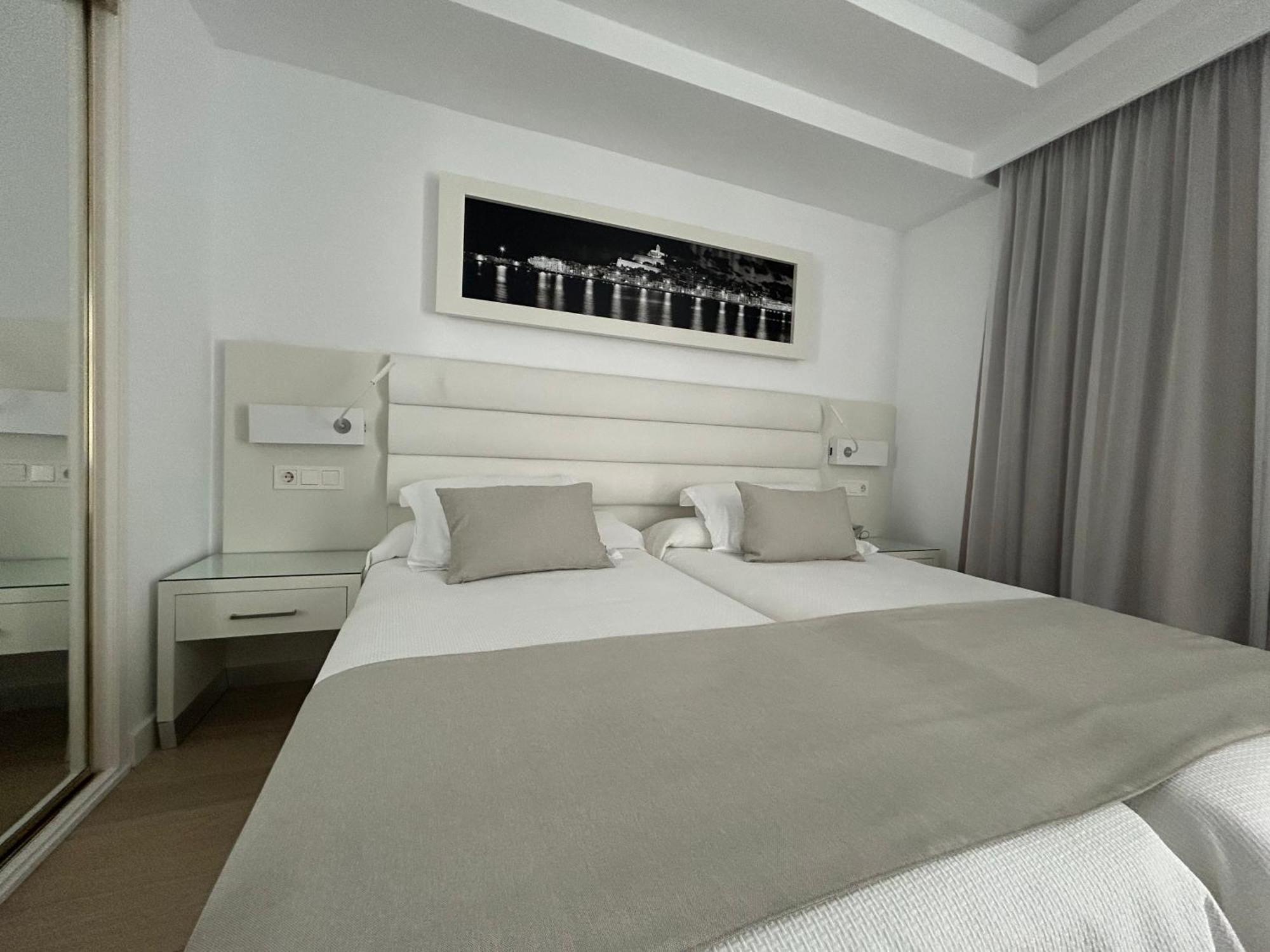 Hotel Argos Ibiza Таламанка Екстериор снимка