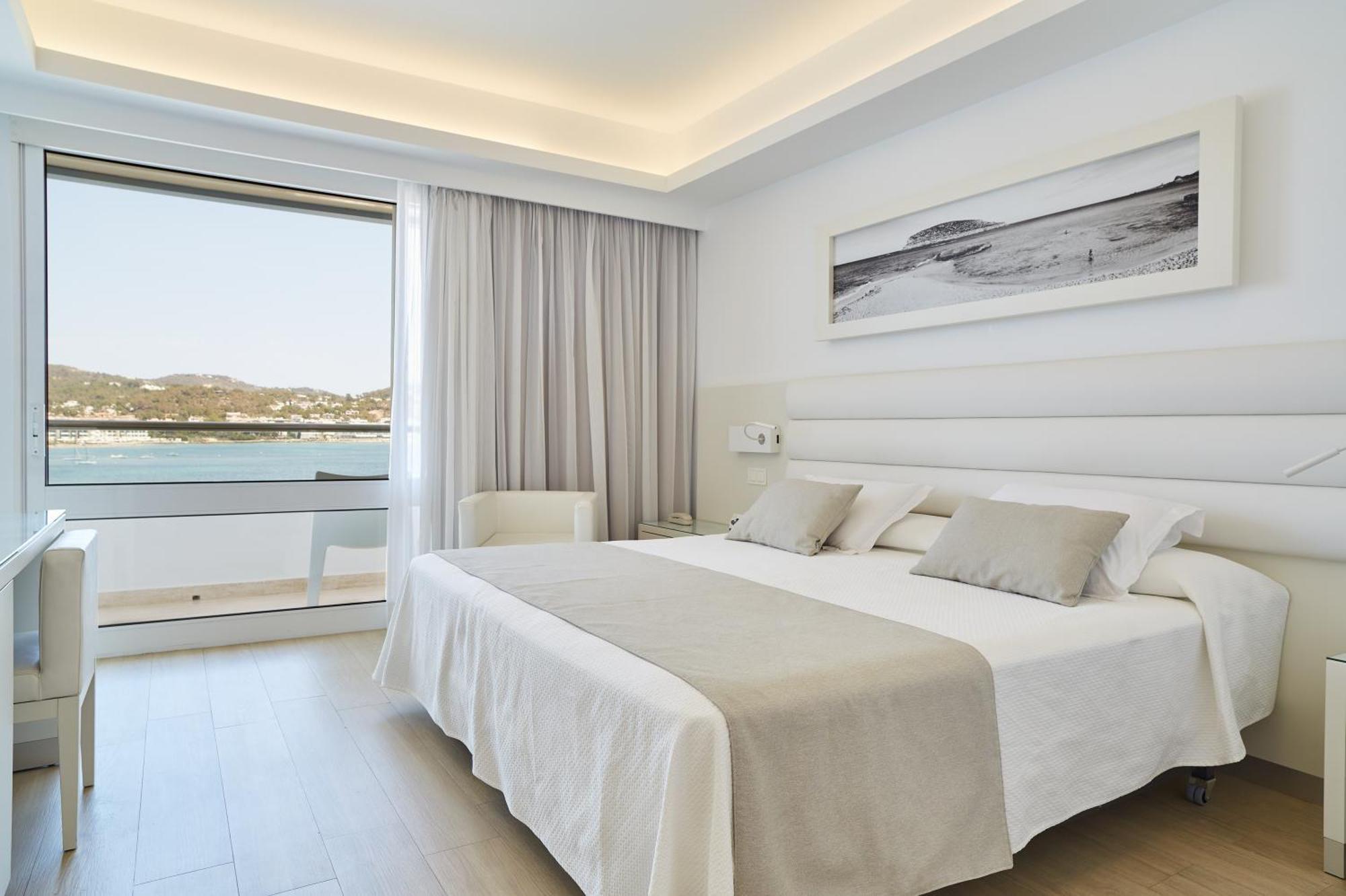 Hotel Argos Ibiza Таламанка Екстериор снимка