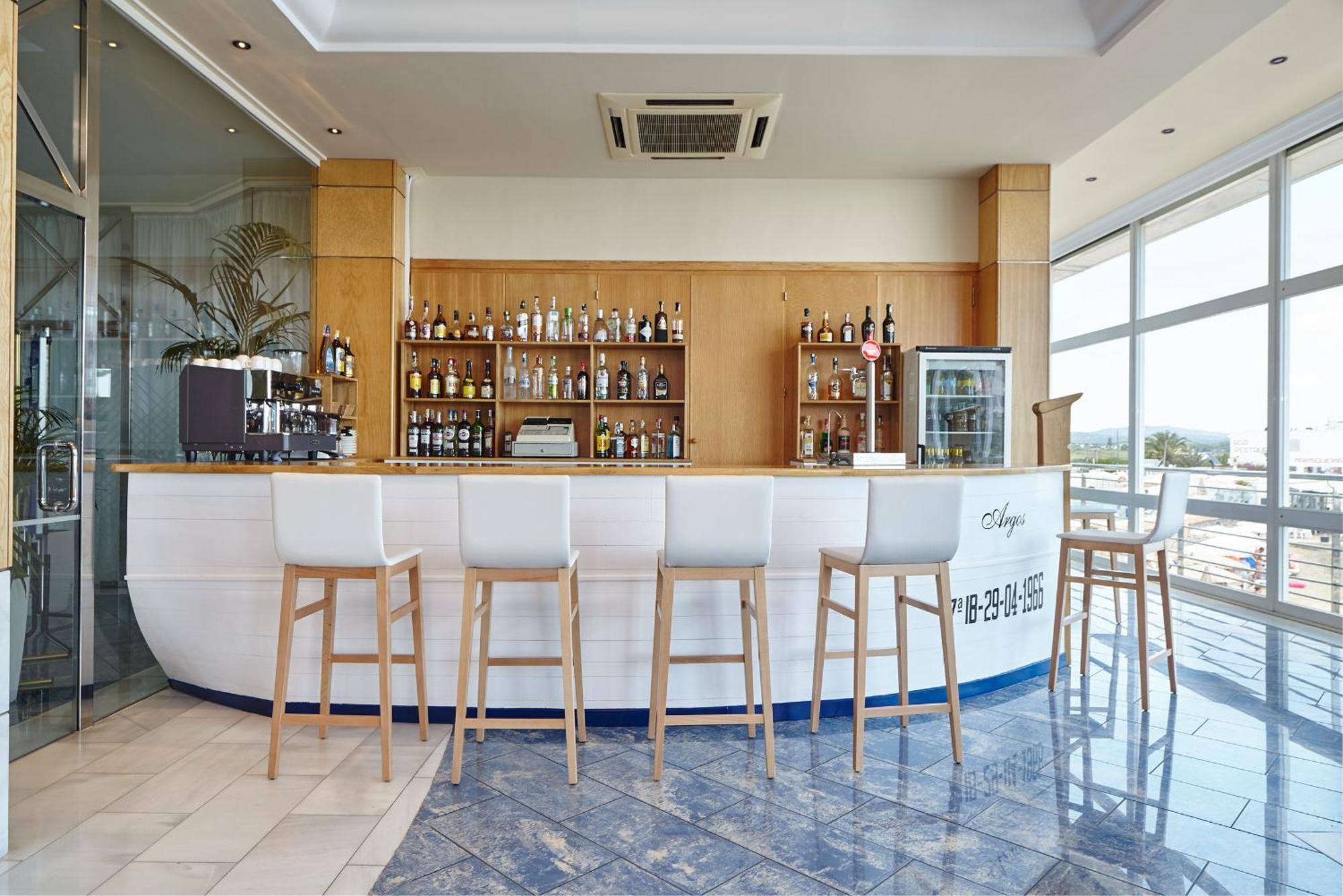 Hotel Argos Ibiza Таламанка Екстериор снимка